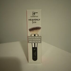 IT Cosmetics Heavenly Luxe Solid Serum Foundation Brush No. 29